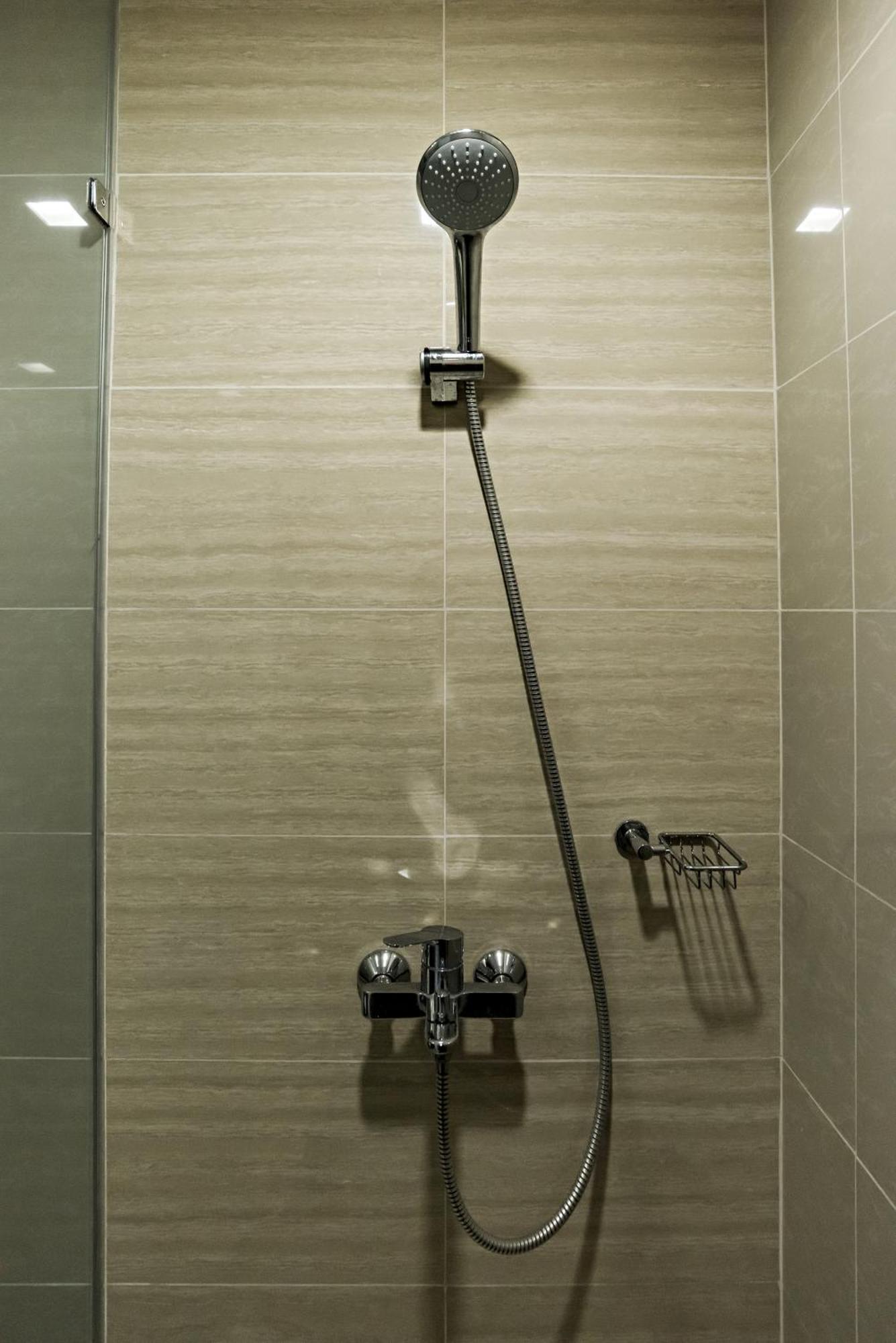Aparthotel Modern 1Br In Uptown Bgc Taguig Exterior foto